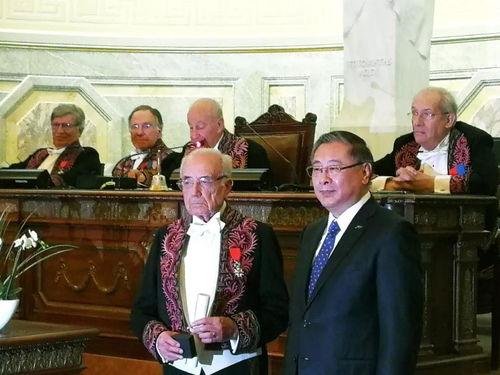 法国医学教授最新爆料,最新研究揭示健康危机真相 第2张 法国医学教授最新爆料,最新研究揭示健康危机真相 第2张